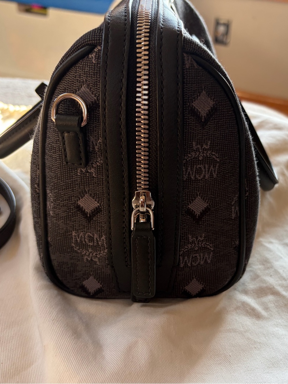 MCM Black Denim Aren bag - Picture 4 of 9